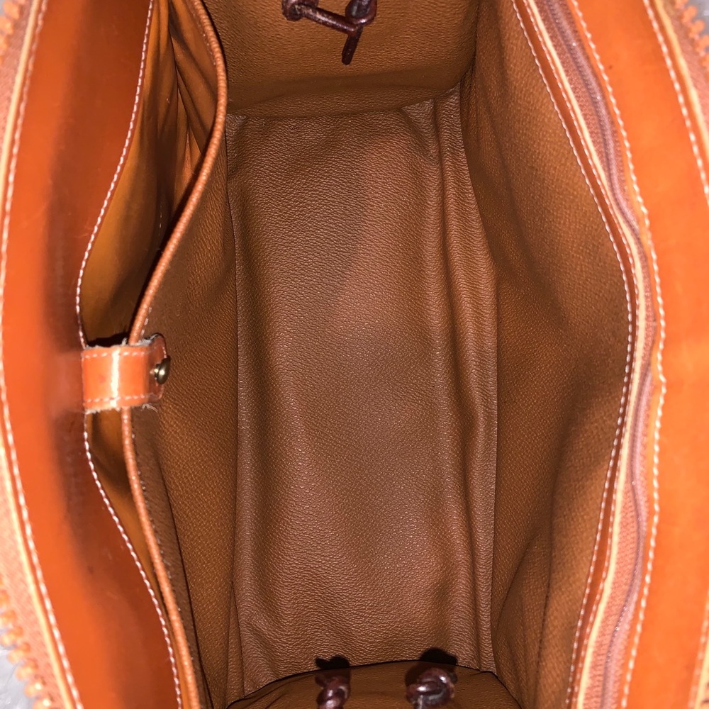 ❌SOLD❌ Dooney & Bourke AWL Vintage Classic Satchel - Picture 4 of 6